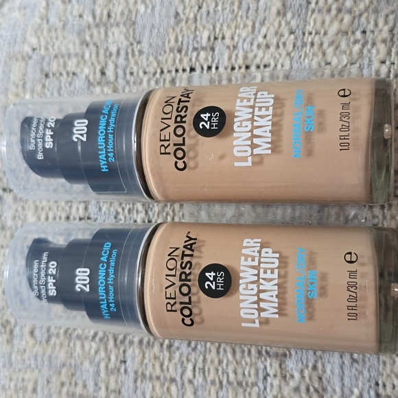 REVLON BRAND COLORSTAY LONGWEAR MAKEUP FOUNDATION #200 NUDE BUNDLE OF 2 - Picture 1 of 7